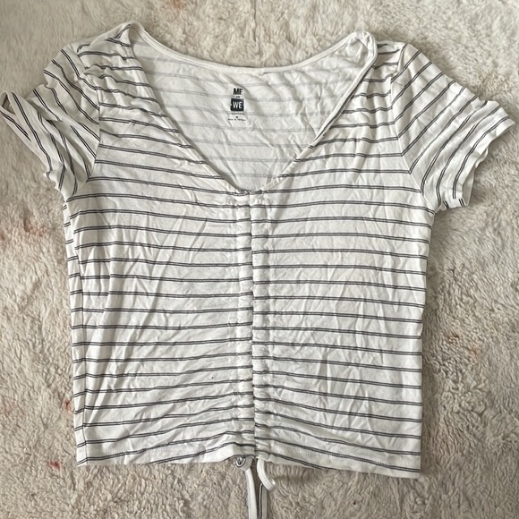MeToWe striped pull crop - Picture 4 of 4